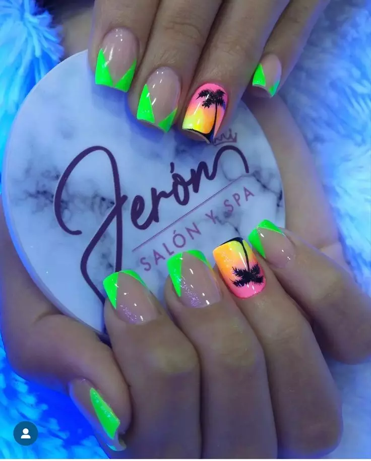 Ready for some Beachy Freedom Nails?