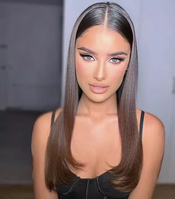 sleek and straight prom style