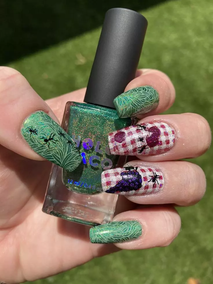 Ready for Warm Picnic Nails?