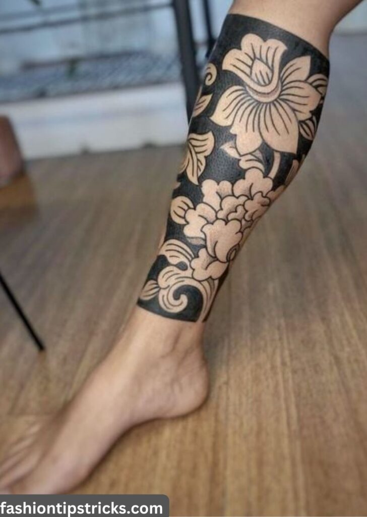 Negative Space Leg Tattoo: Artful Gaps
