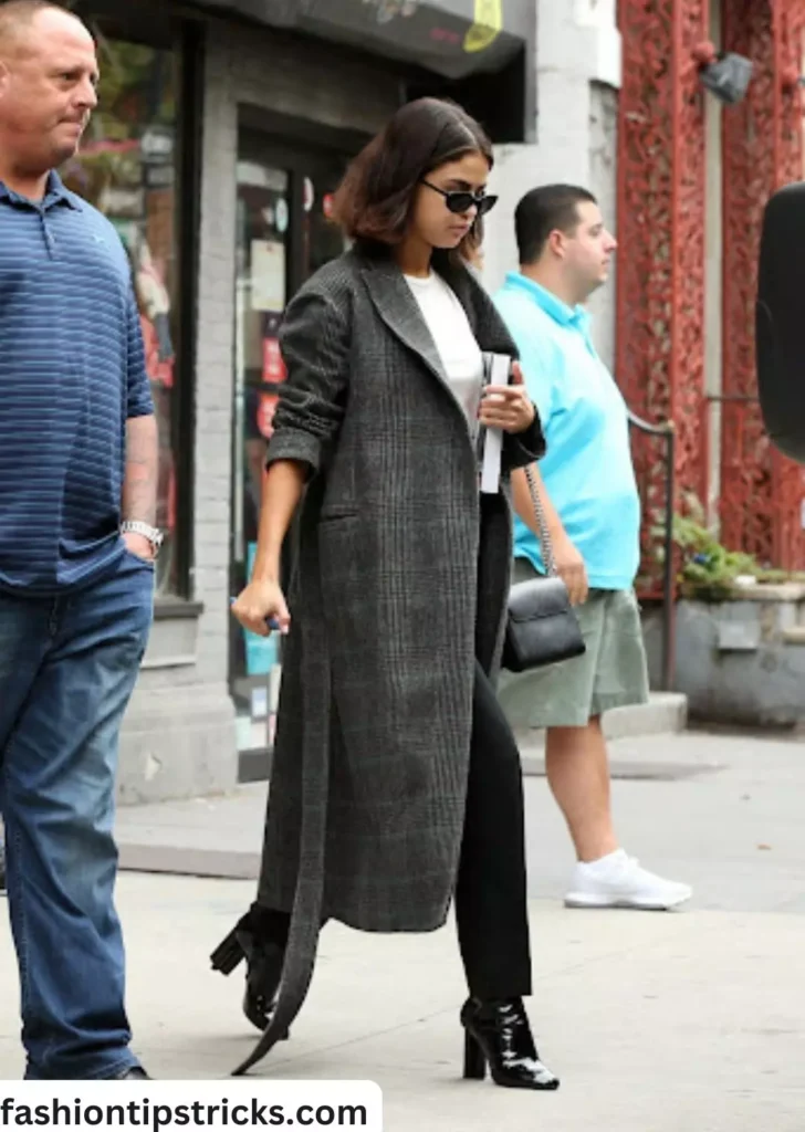 Selena Gomez in New York City, September 2017.Any thoughts?