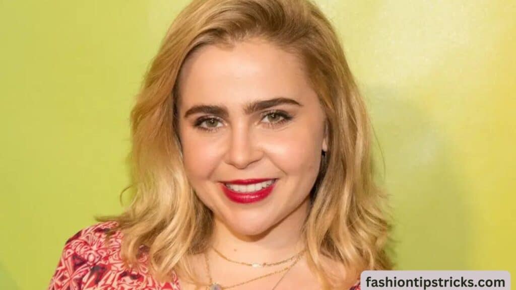 Mae Whitman Biography