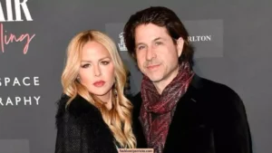 Rachel Zoe Receives Flowers from Friends Amid Divorce