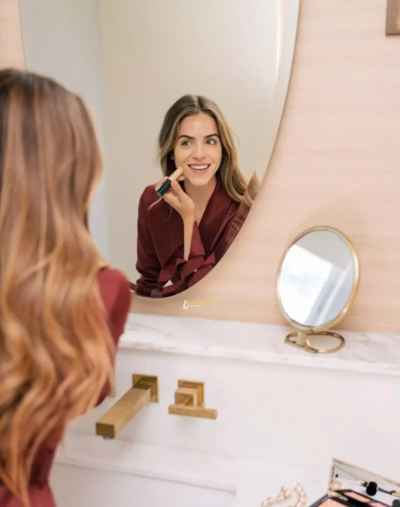 Easy Makeup Table